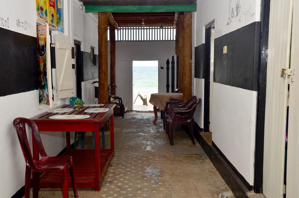 Dyke Rest Hotel Тринкомале Стая снимка