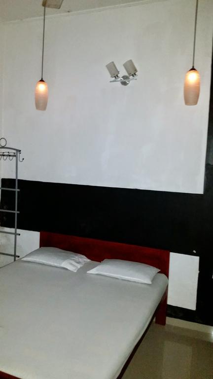 Dyke Rest Hotel Тринкомале Стая снимка