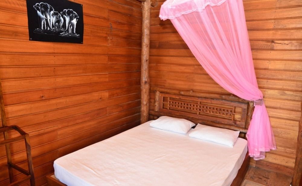 Dyke Rest Hotel Тринкомале Екстериор снимка