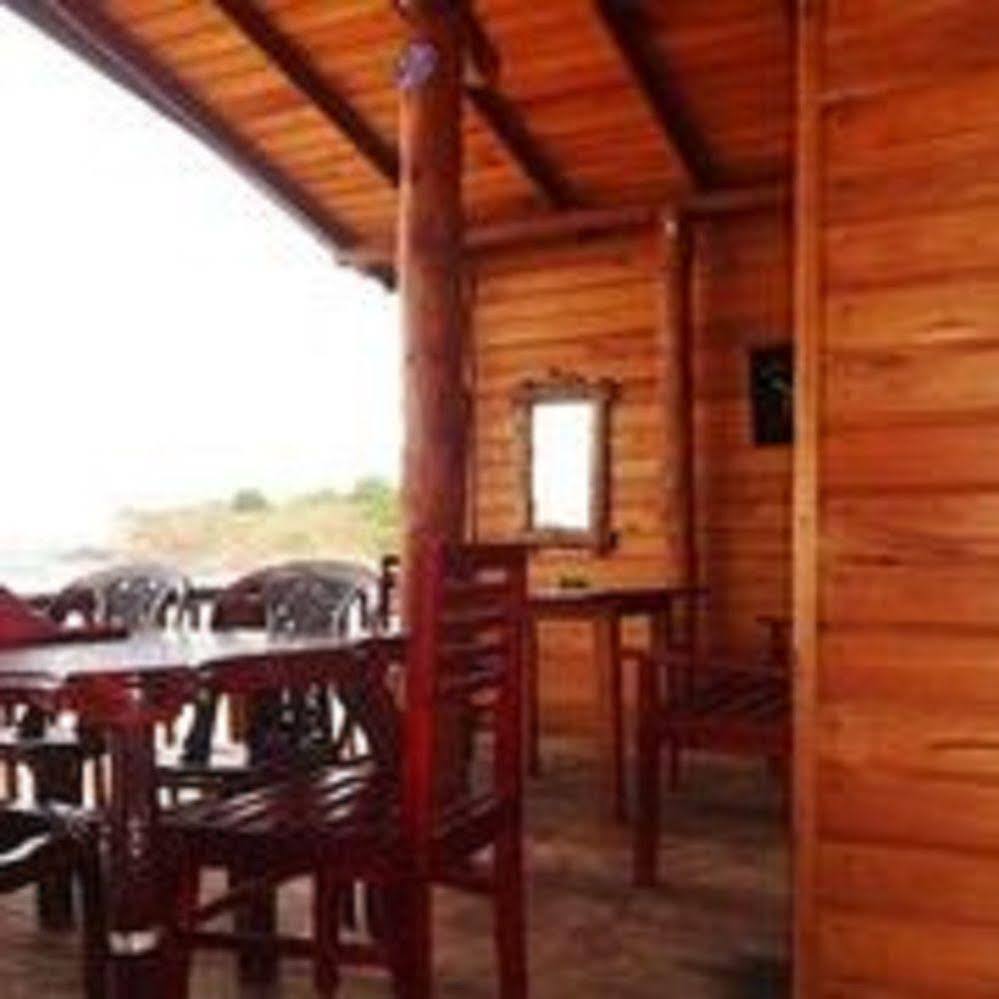 Dyke Rest Hotel Тринкомале Екстериор снимка